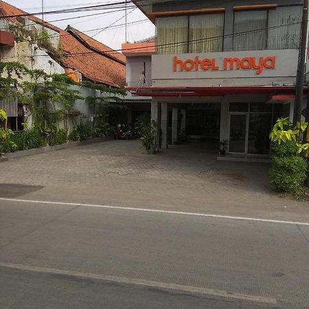 Hotel Maya Tegal  Dış mekan fotoğraf
