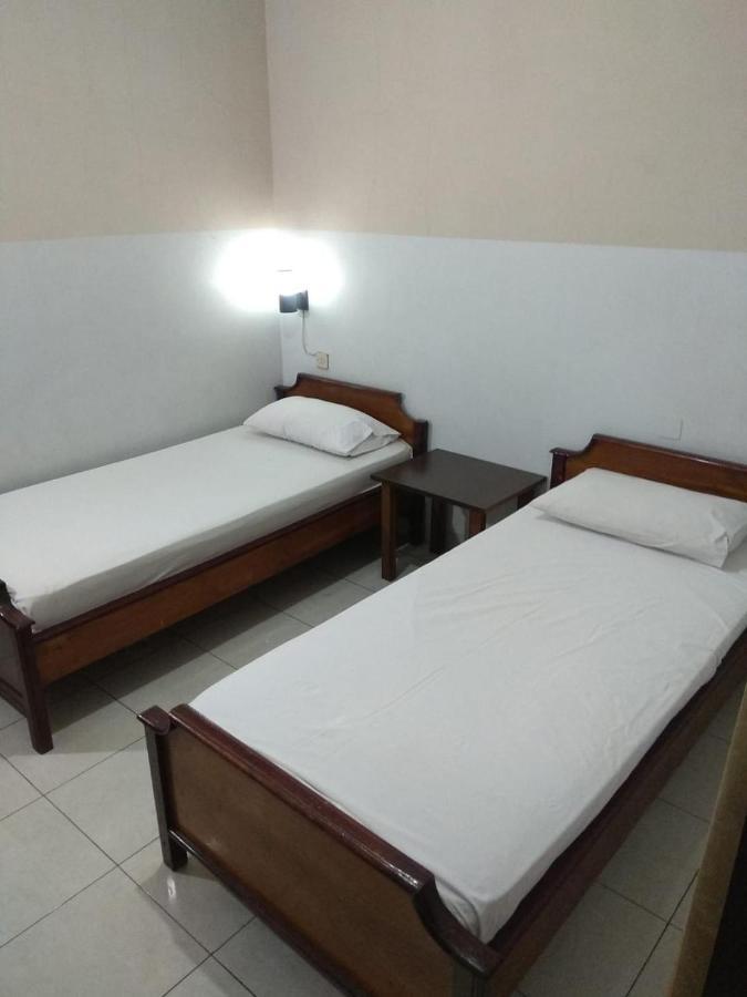 Hotel Maya Tegal  Dış mekan fotoğraf